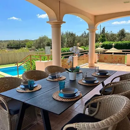 Octopus By Bebreeze Country house *